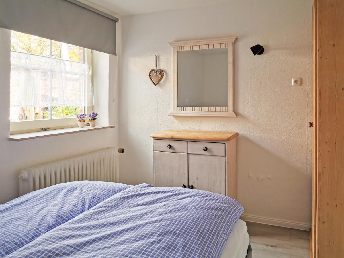 Smittshoern 3 - Nordsee Erdgeschosswohnung Mit Eingezaeunten Garten, Kamin Und Lounge! Altfunnixsiel Exterior foto